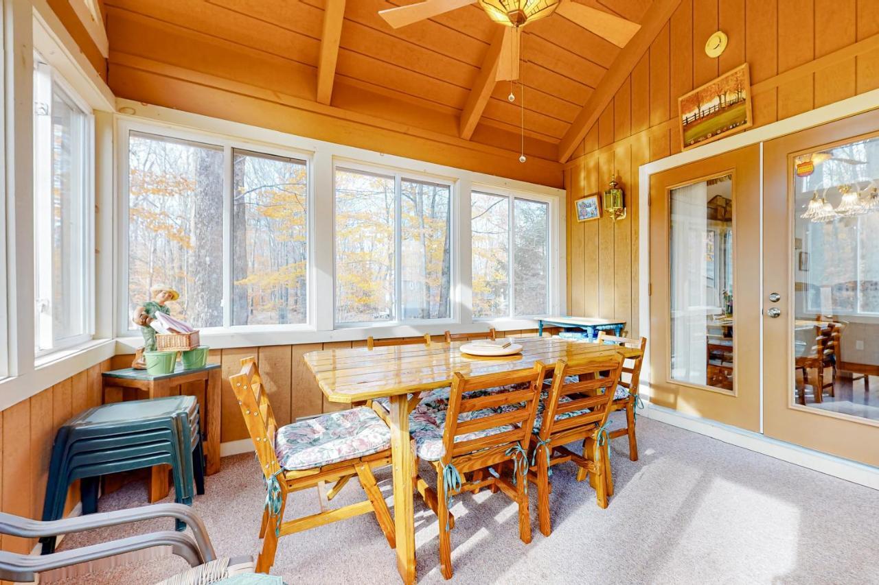 Friendship Lodge Pocono Lake Exterior foto