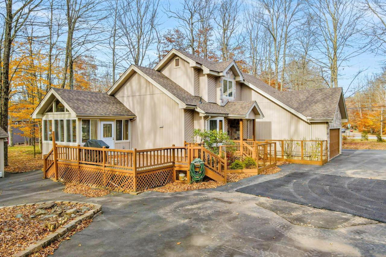 Friendship Lodge Pocono Lake Exterior foto